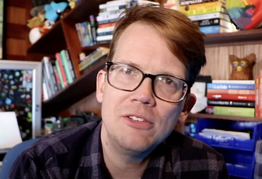 YouTube Star Hank Green, 43, Opens Up About Cancer Diagnosis
