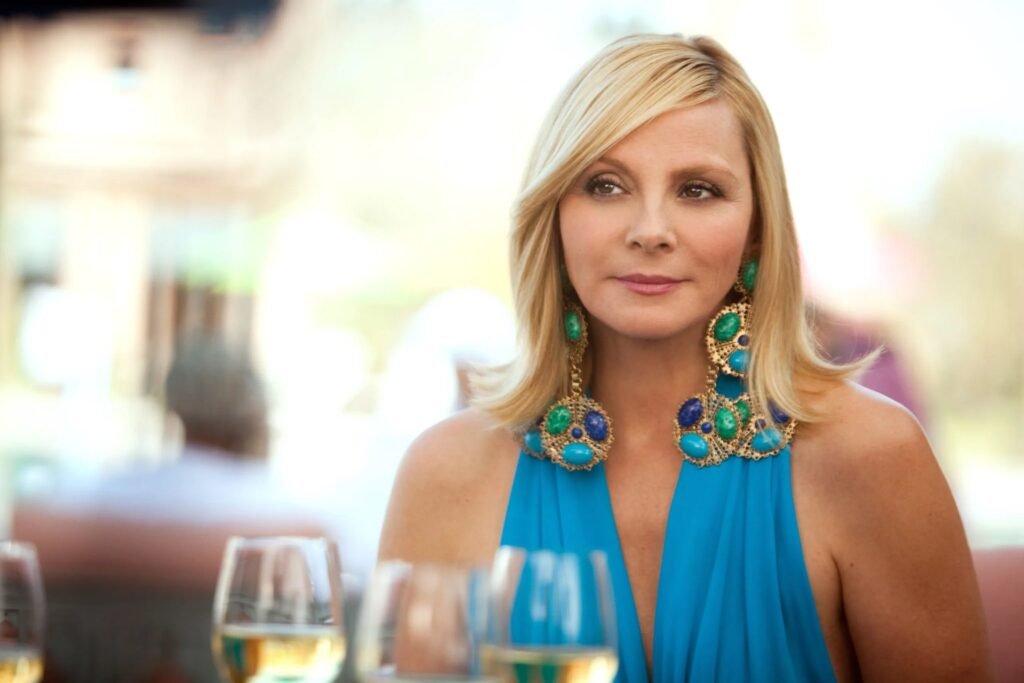 Fans Rejoice As Kim Cattrall Returns As Samantha Jones In “S*x and the City” Spinoff